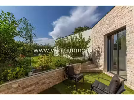 cannes la bocca villa neuve avec jardin fleuri