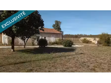 maison de village  plain pied  2 chambres