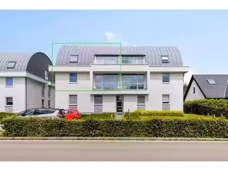 appartement duplex (120m²) récent avec 4 terrasses et garage