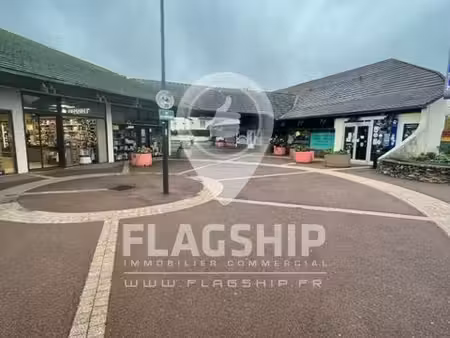 vente commerce marolles en brie 94440 90m²