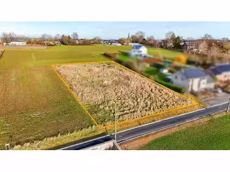 superbe terrain à bâtir de +/- 2944 m² !