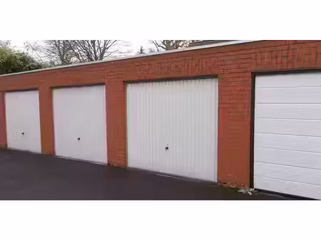 garage à louer à menen pour € 80
