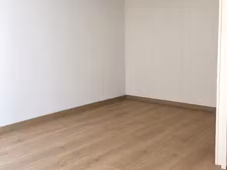 appartement studio à louer - 1 pièce - 20 m2 - chateaubriant - 44 - pays-de-loire