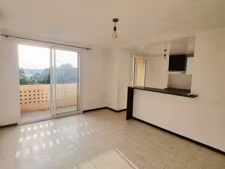 t3 lumineux 55 m² avec terrasse & vue dégagée – direct propriétaire (0 frais d'agence)