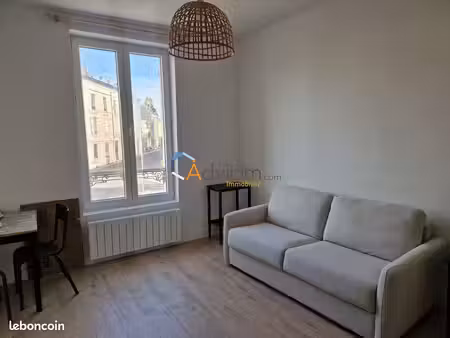 studio 1 pièce 18 m²