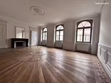 appartement 4 pièces 129 m²