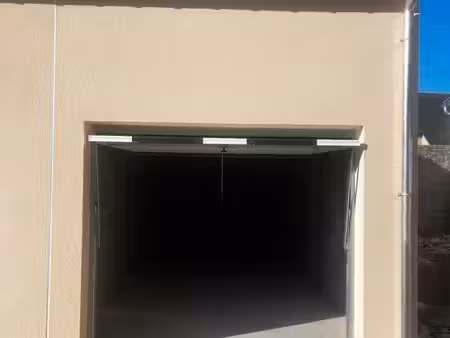 garage /box fermé à louer. surface 17m²