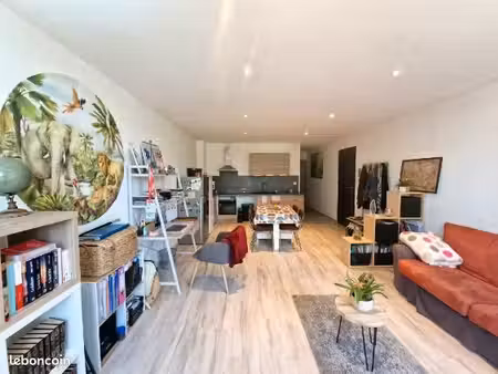 t2 avec jardin centre-ville