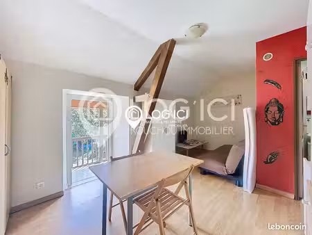 studio 1 pièce 21 m²