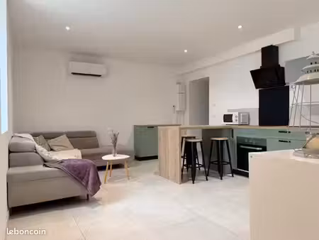à louer magnifique p3 eau et électricité inclus 890