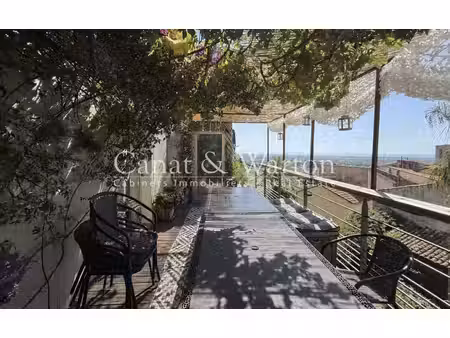 villa de luxe à vendre dans le quartier vieille ville