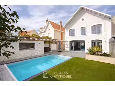 maison de luxe à vendre dans le quartier ouest