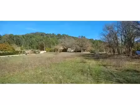 vente terrain 450 m² à montmeyan (83670)  49 500 €