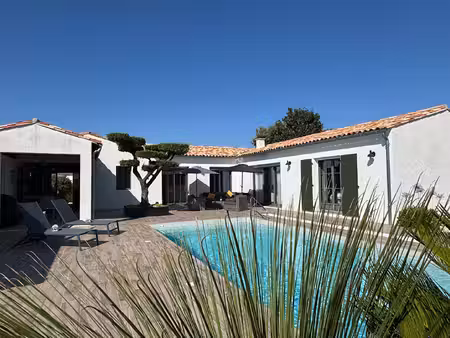 maison de luxe à vendre à sainte-marie-de-ré