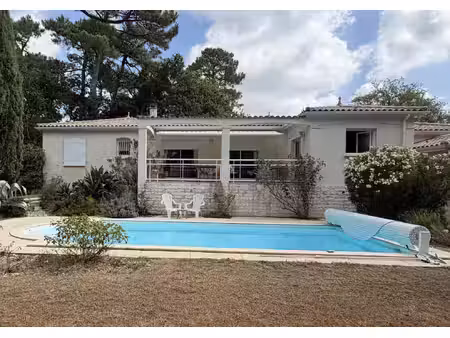 maison de luxe à vendre à les mathes