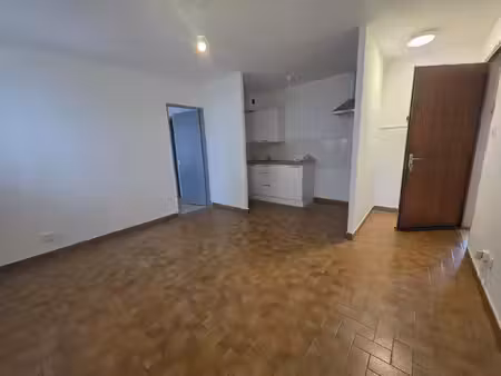 garons à deux pas des commerces