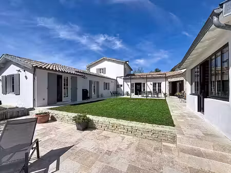 maison de luxe à vendre à châtelaillon-plage