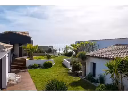 maison de luxe à vendre à sainte-marie-de-ré