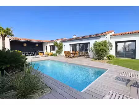 maison de luxe à vendre à sainte-marie-de-ré