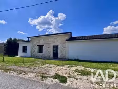 vente maison à saint-martin-du-bois (33910) : à vendre / 169m² saint-martin-du-bois