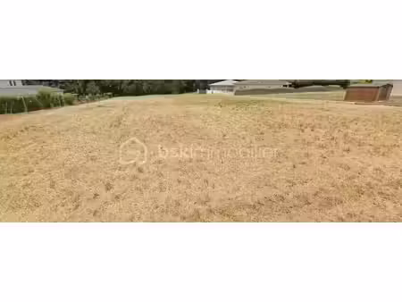 vente terrain 3458 m² à val-de-livenne (33820)  96 000 €