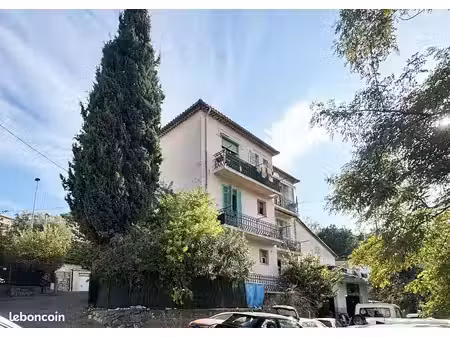 immeuble de rapport à grasse