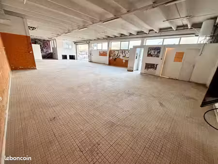 local commercial 220 m² nice