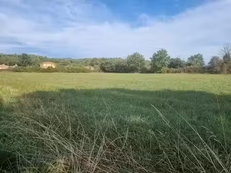 vente terrain 2700 m² à régusse (83630)  118 000 €