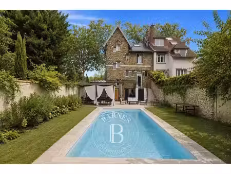 maison de luxe à vendre dans le quartier la varenne
