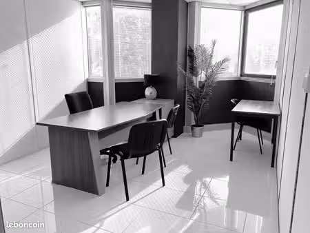 bureau privé a louer