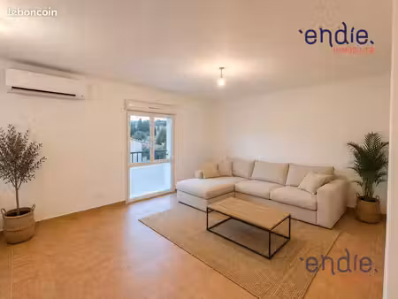 immeuble 166 m² salernes