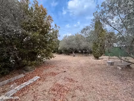 terrain 1 004 m² flayosc