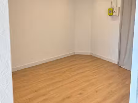bureau / espace professionnel à louer – sainte-maxime