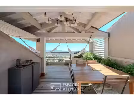 terrasse panoramique  design et vue sur l'étoile au coeur d'éguilles