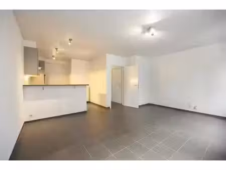instapklaar gelijkvloers appartement te koop in kampenhout!