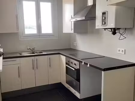 centre ville appartement t3 de 59 55 m2 au 5ème étage avec a