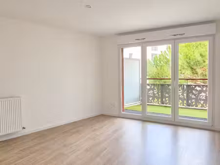 appartement t3 - 58.65m² - saint-sébastien-sur-loire