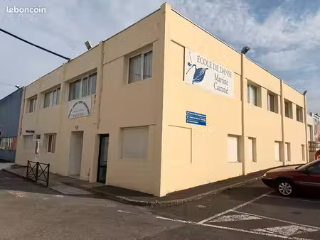 local 322 m² soissons