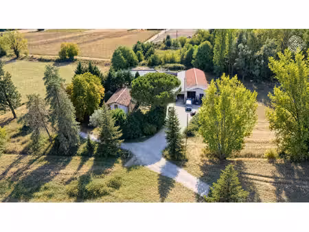 exploitation agricole caprine & fromagerie -12 20 ha