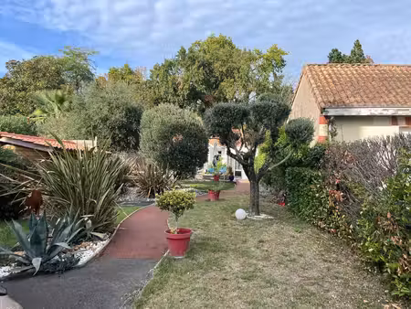 maison 155 m² avec jardin et piscine centre-ville de libourne (33)