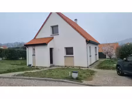 réf 4033 l1547 - pavillon récent dans village côtier recherc