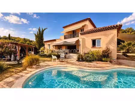 maison provençale de 190 m² à roquefort-les-pins