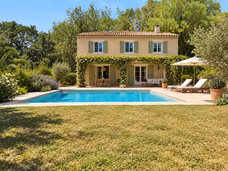 la roquette sur siagne terrain constructible 735 m2