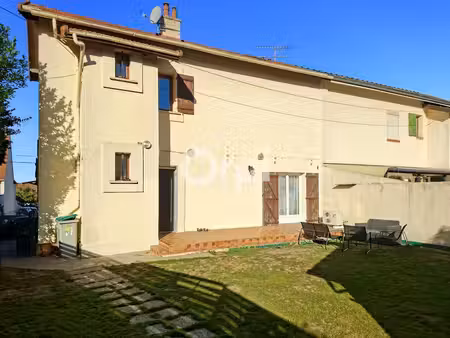 maison en pignon  2 chambres  jardin et terrasse