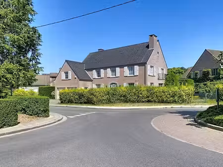 superbe villa 4 chambres avec beaucoup de volumes