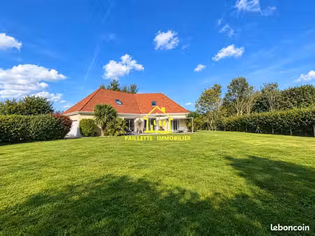 maison 6 pièces 165 m²