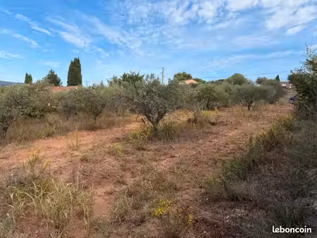 terrain 446 m² pourrieres