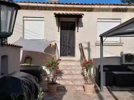 haut de villa 3 pièces en duplex avec terrasse  jardin et garage