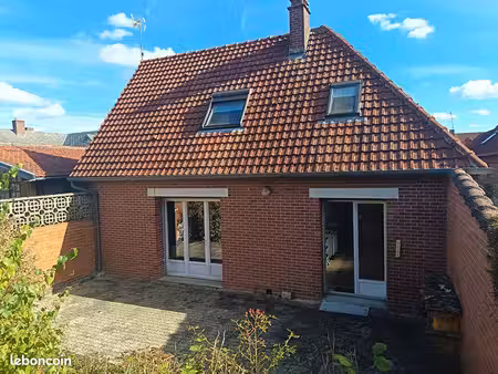 maison 7 pièces 240 m²