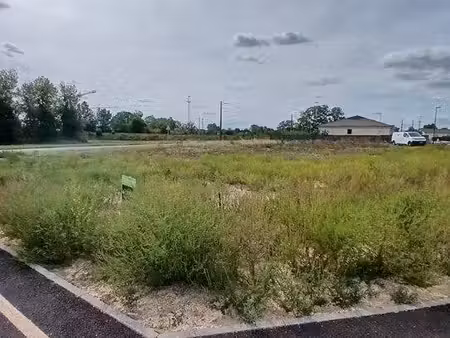 terrain constructible neuf à vendre